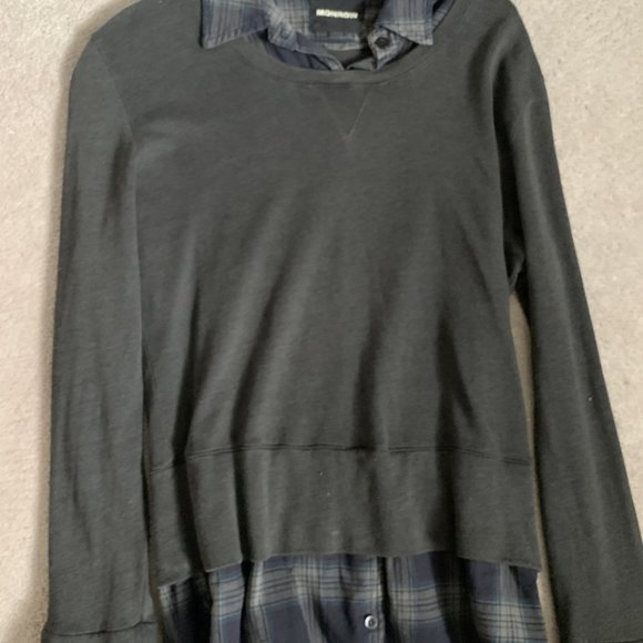 MONROW sweatshirt and attached collared shirt - Picture 2 of 5